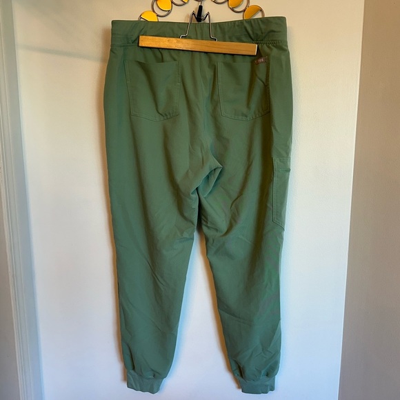 SOLD FIGS Scrub Pants Joggers Womens Size Large  Green Orange TieStyle W18SW2005 - Picture 9 of 12